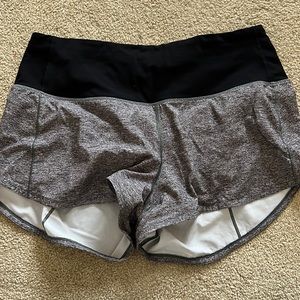 Lululemon Speed Up high rise Lined Shorts 2.5”